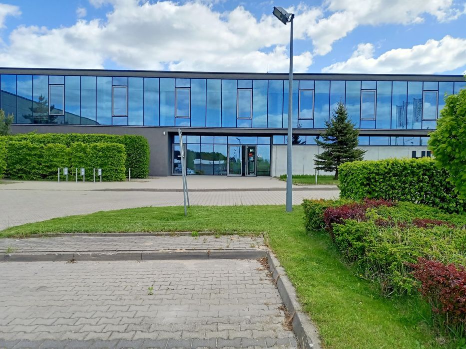 Mycie okien, przeszkleń, paneli fotowoltaicznych wodą demineralizowaną