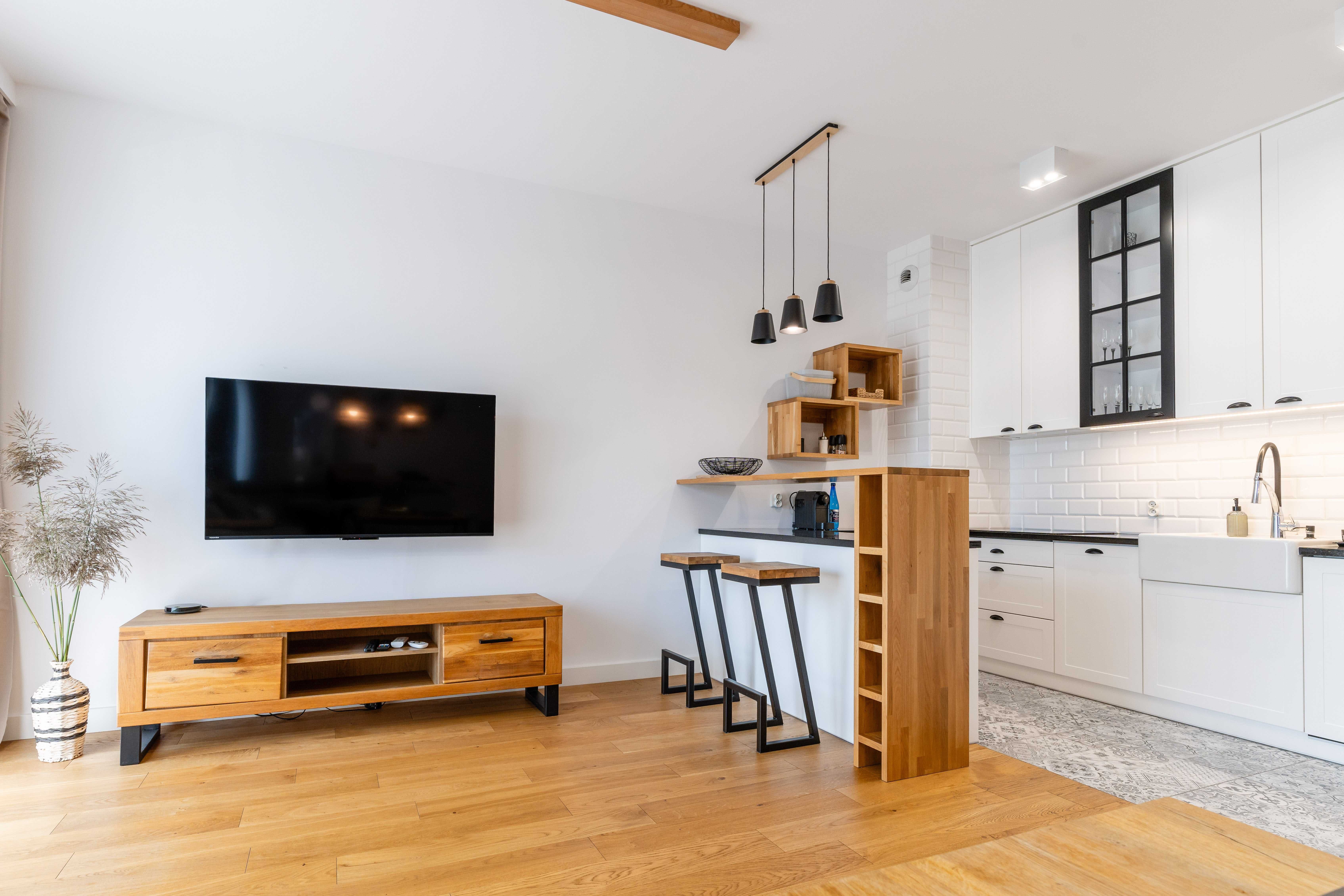 MARINA DELUXE - 80m2, balkon, garaż, widok na jezioro, Mazury, Netflix