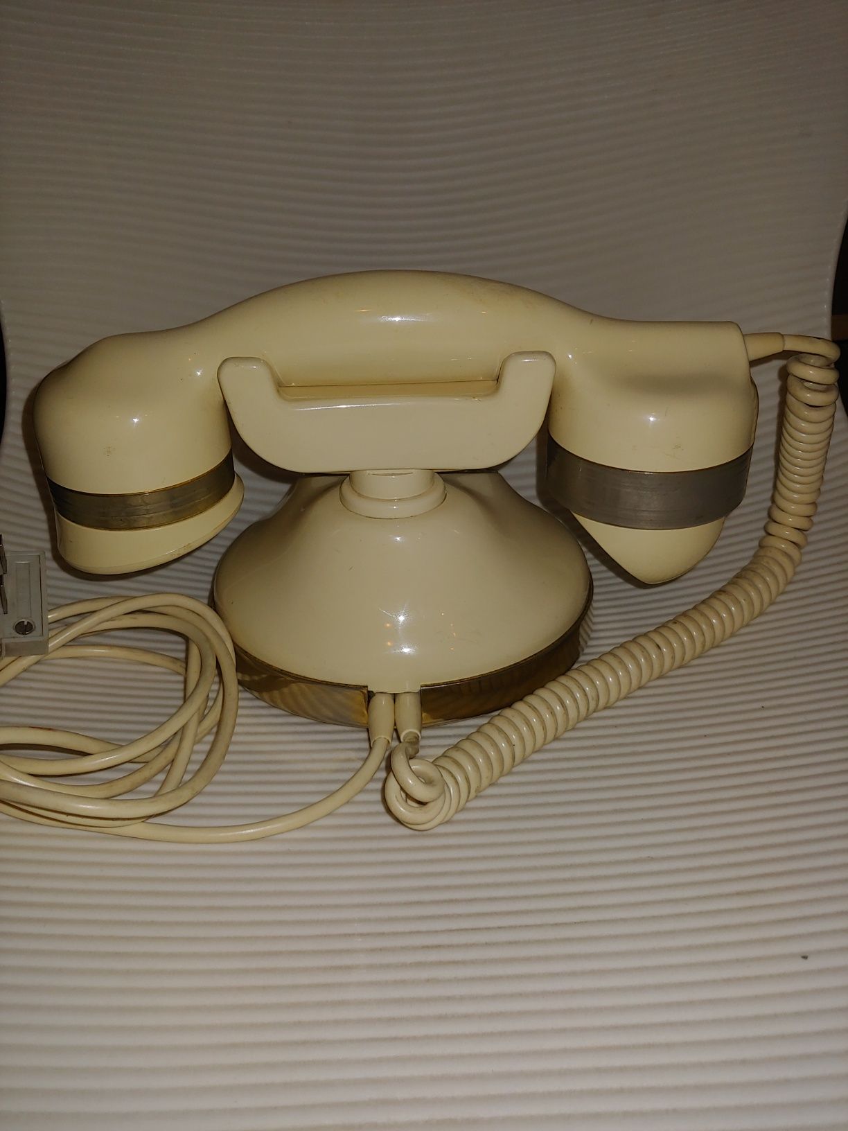 Prawdziwy stary telefon RETRO Telcer Telefonia IT
