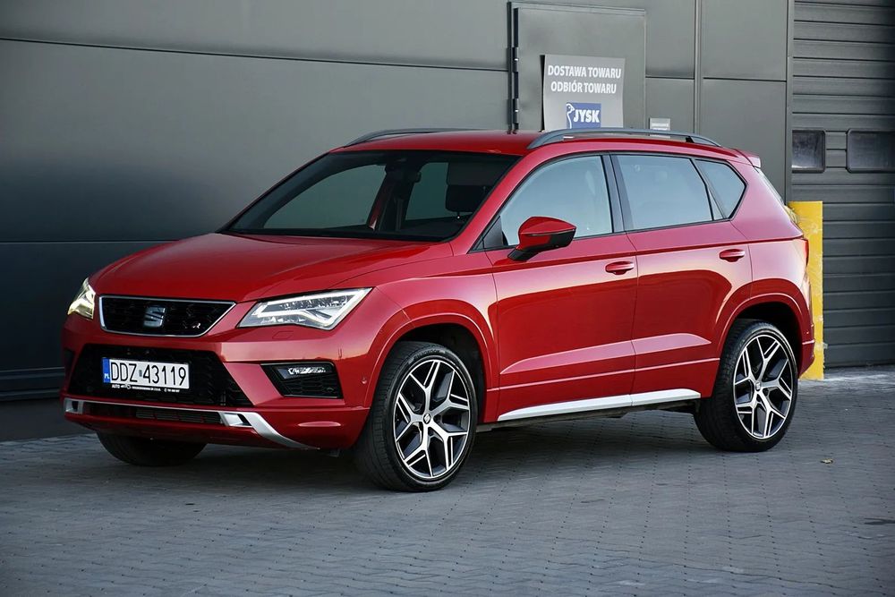 Seat Ateca FR 150KM Kamery 360 Aktywny tempomat Półskora LED El Klapa KEYLESS