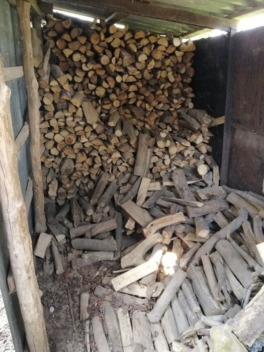 Будинок (потрібен ремонт)