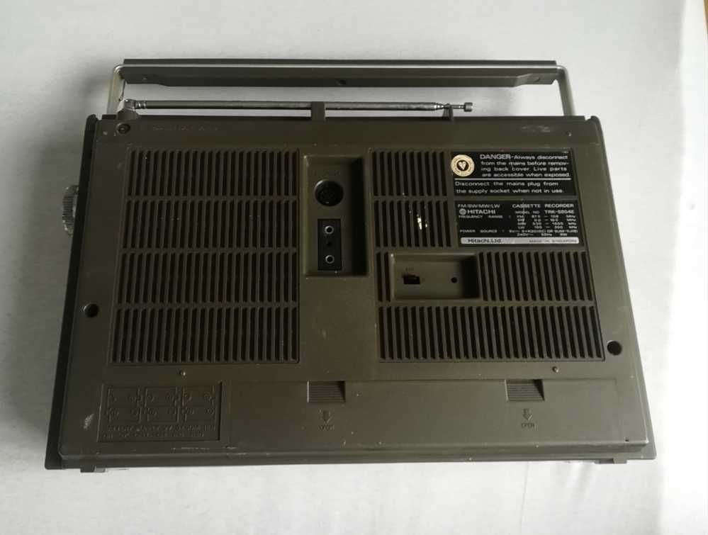 Radiomagnetofon Hitachi TRK-5854E