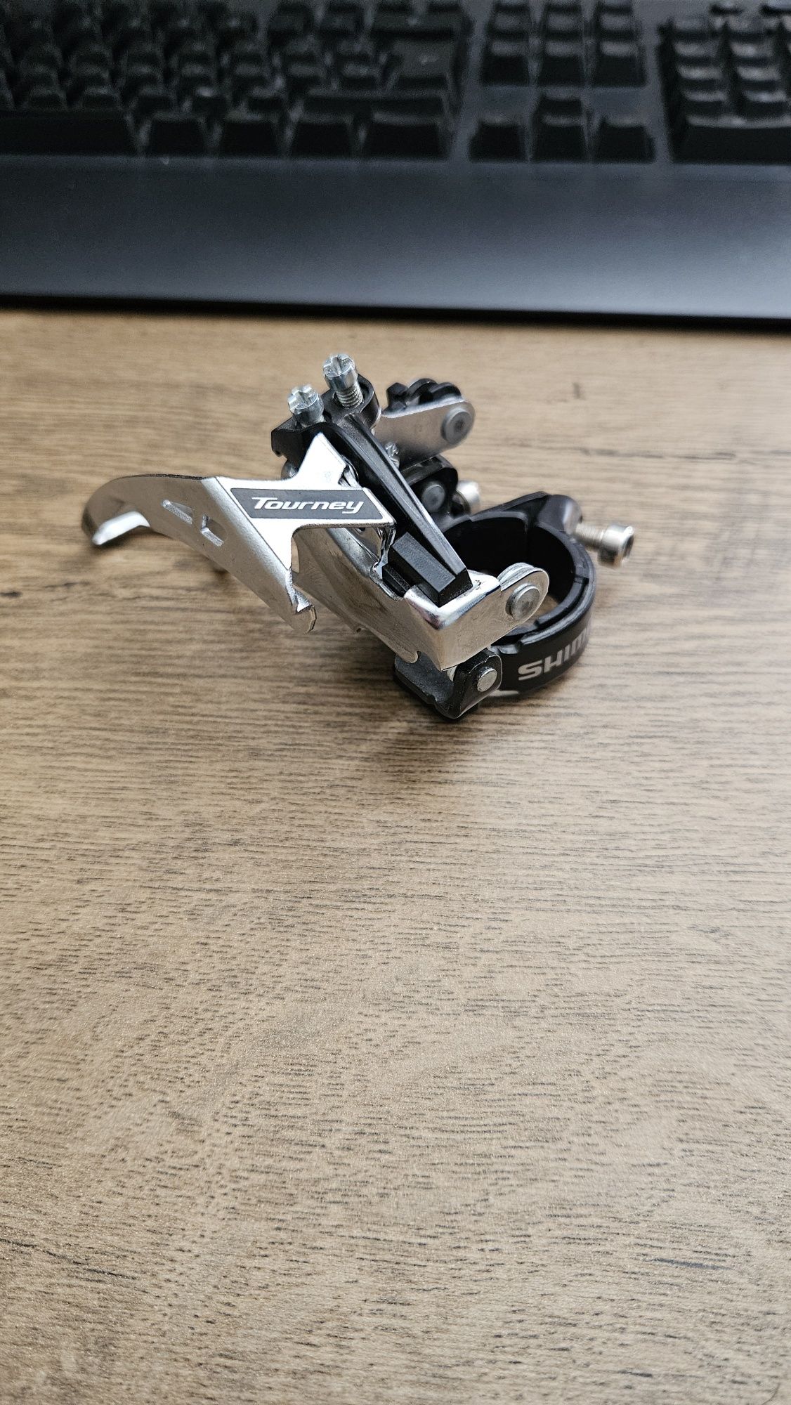 Przerzutka przód - Shimano FD-TY700