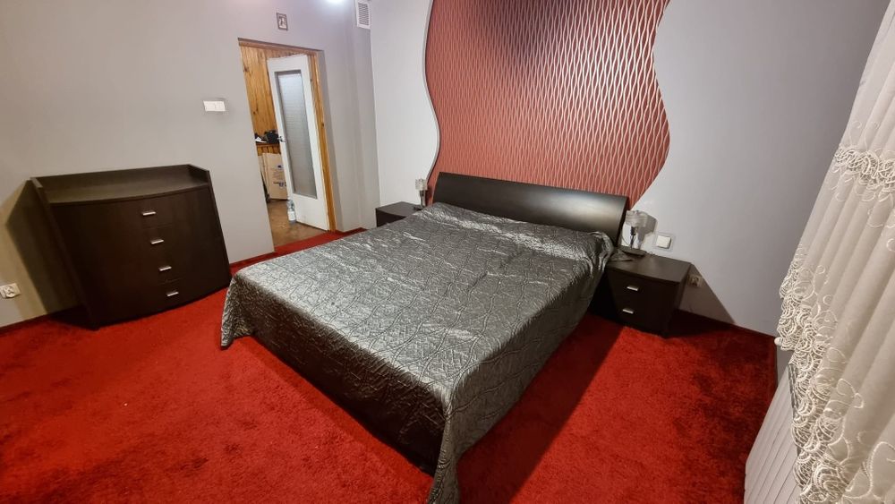 Meble do sypialni solidne łóżko szafa komoda szafki nocne
