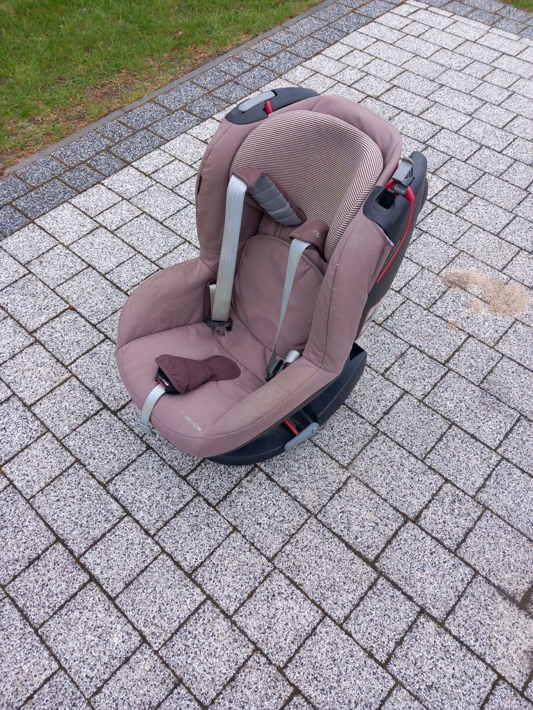 Fotelik dziecięcy Maxi Cosi 9-18 kg