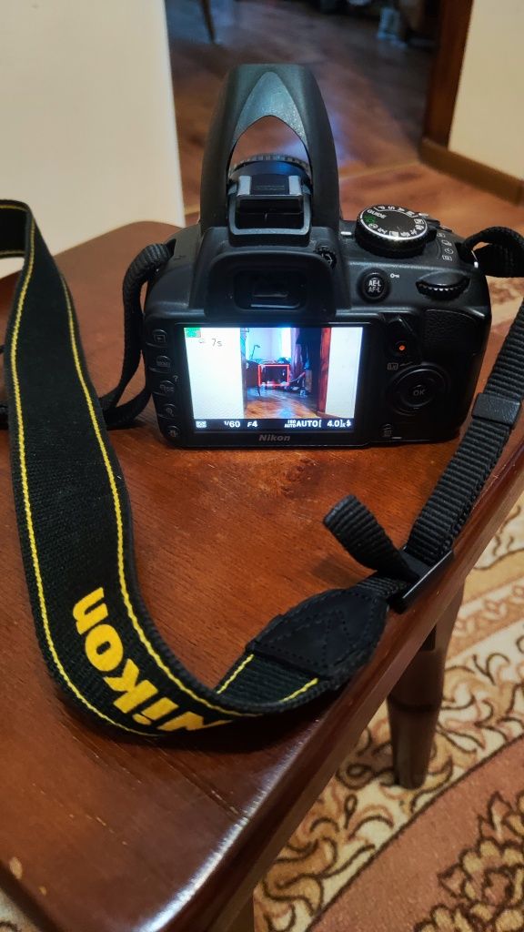 зеркальний фотоаппарат Nicon D3100