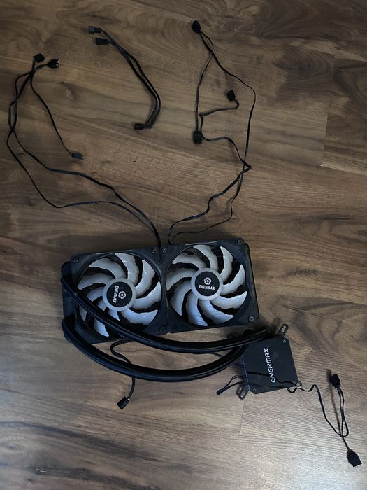Водяне охолодження Enermax LiqMax 3