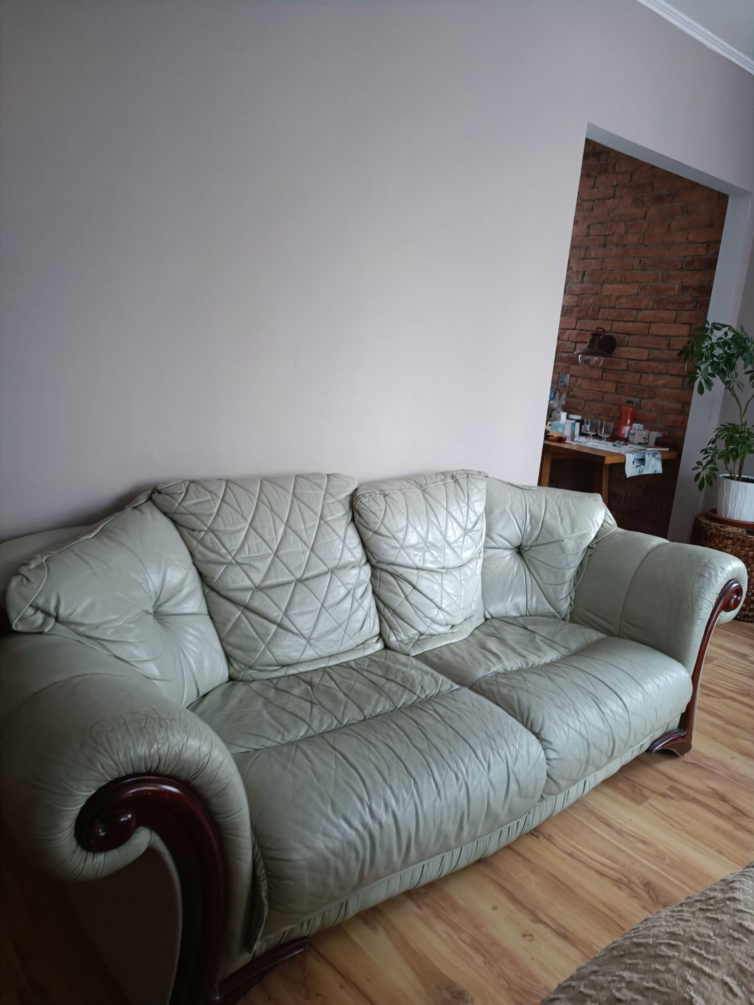 Sofa skórzana tapicerowana