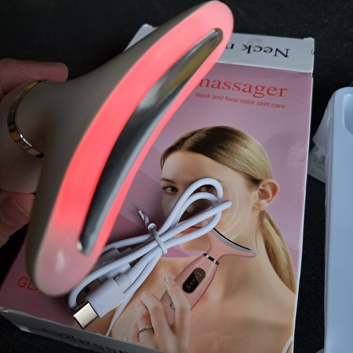 Масажер для обличчя