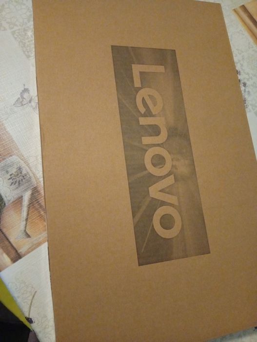 (Semi novo ) Portátil LENOVO IdeaPad 1 (Ryzen 5 /SSD 512 e 16 GB RAM )