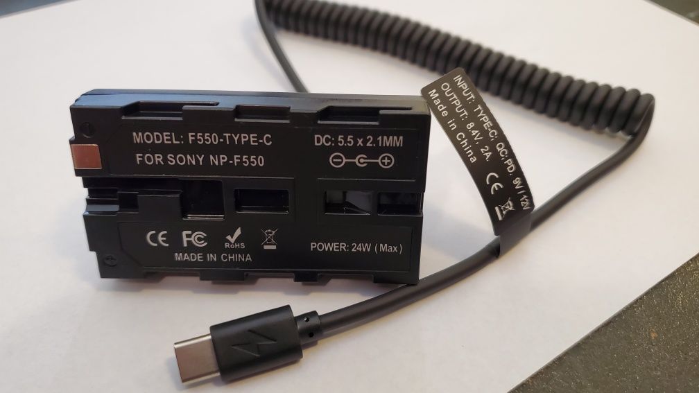 Sony np-f550 адаптер муляж акумулятора (type c)