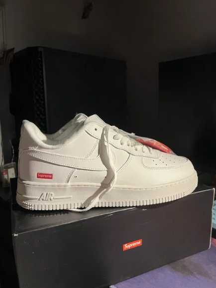 Buty meskie Mokasyny Nike_Air_Force _1_Low_Supreme_White R.46