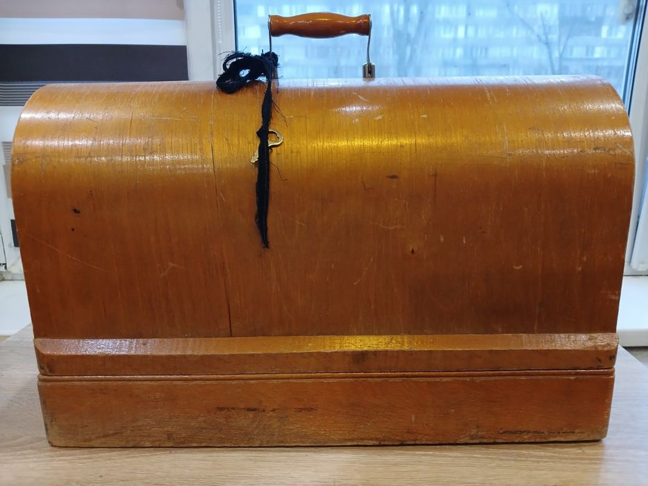 Швейна машинка подолка ( самовивіз)