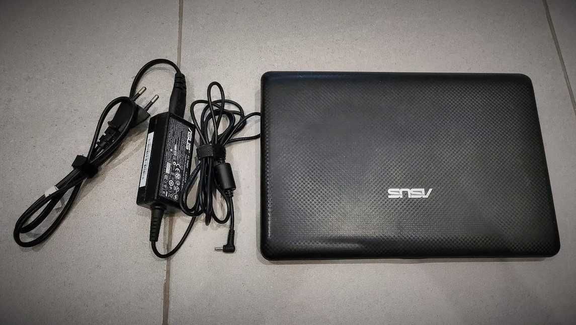 нэтбук Asus 890 грн.