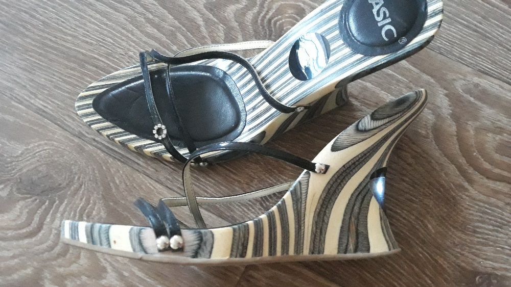 Сабо (босоножки)