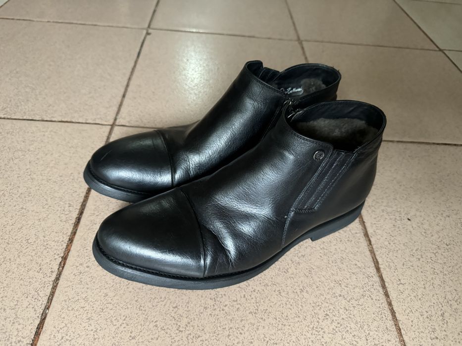 Продам зимові ботінкі