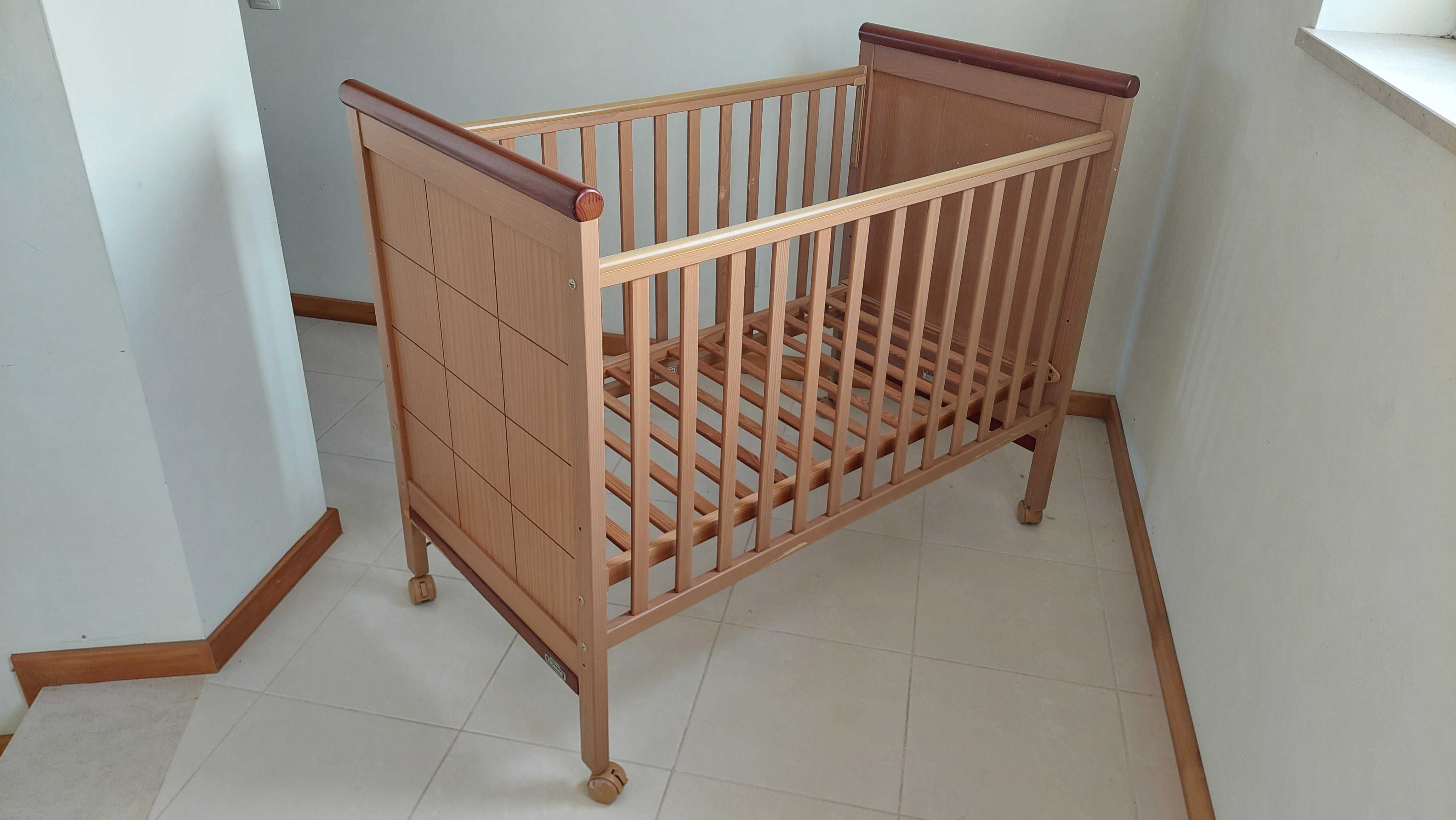 Berço/Cama de bebé marca TRAMA da Bébécar