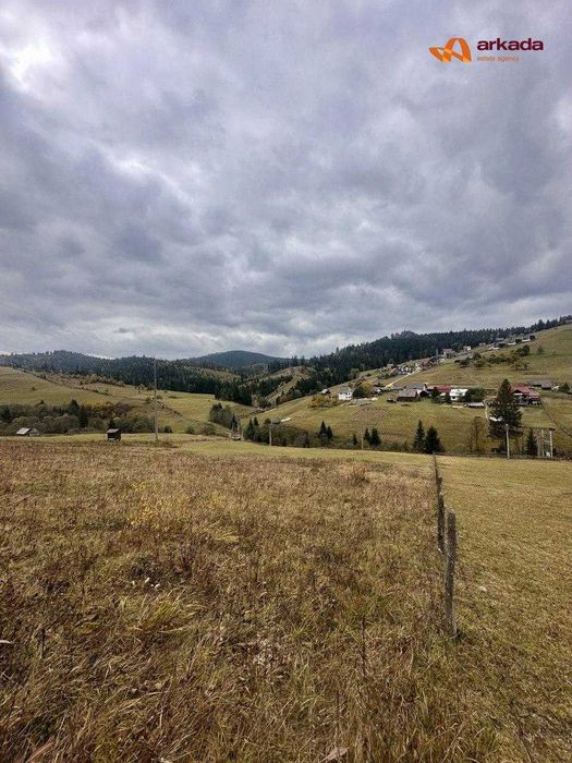 Велика земельна ділянка під забудову у Буковелі