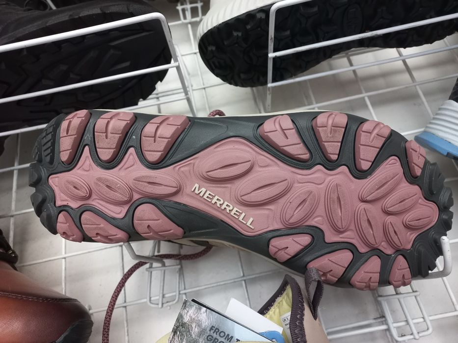 Ботинки  кросівки Merrell