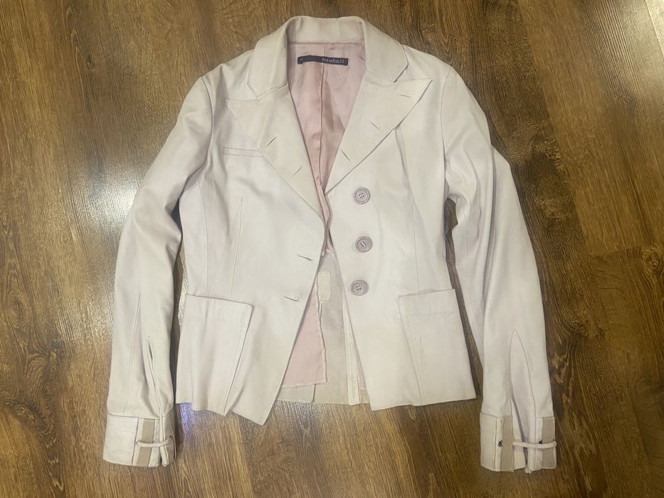 Жакет із натуральної шкіри наппа пудрового кольору