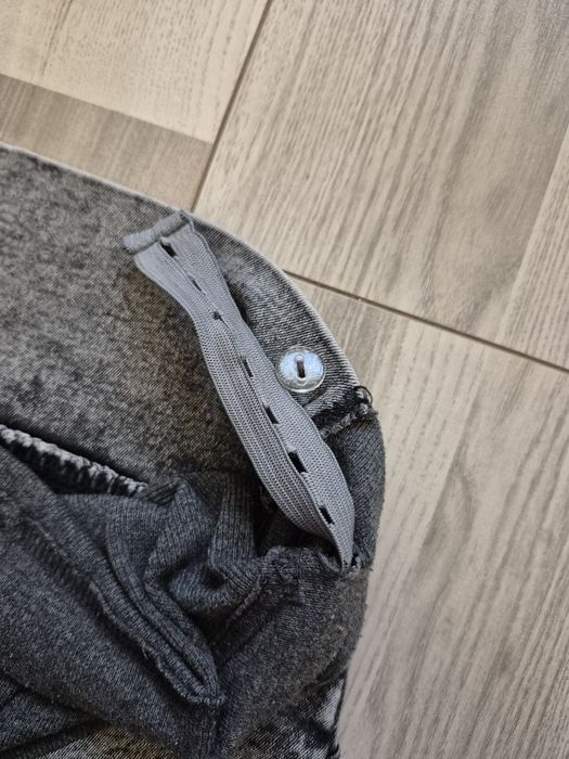 Джинси для вагітних