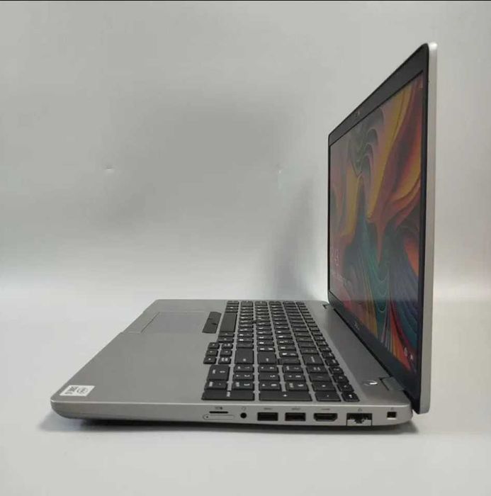 Ноутбук DELL 15"/Core i5-8250/SSD 256GB/8GB/Отличное Состояние/