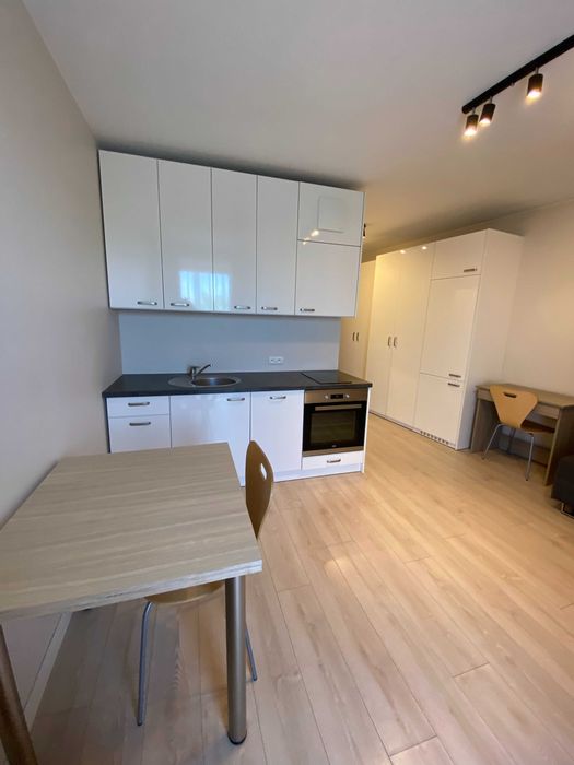 !BEZ PROWIZJI! Kawalerka na ruczaju na wynajem !