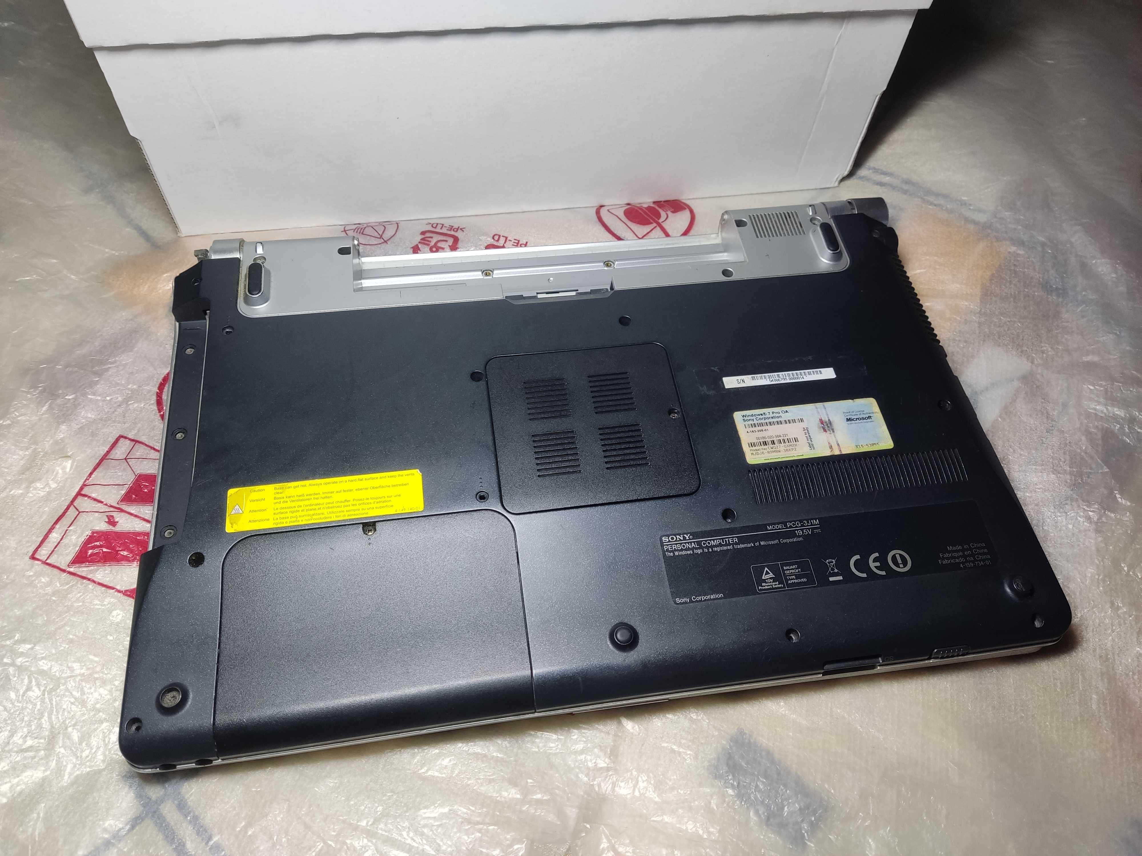 Корпус Ноутбука – Sony VAIO PCG-3J1M / PCG-3F1M / PCG-3H1M / VGN-FW5 !