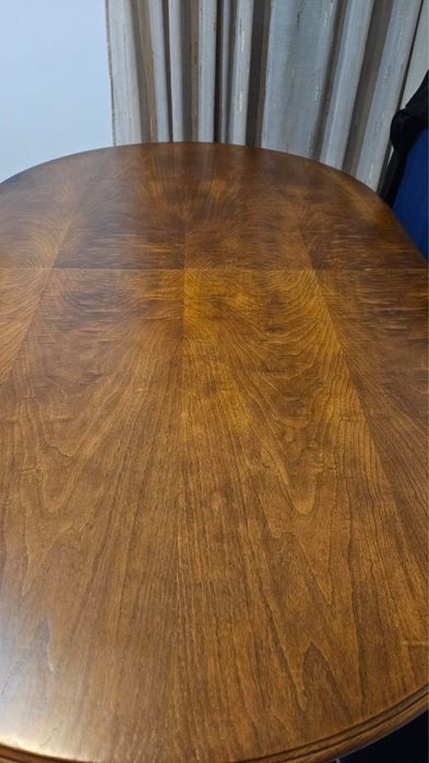 Mesa Maciça c/4 cadeiras