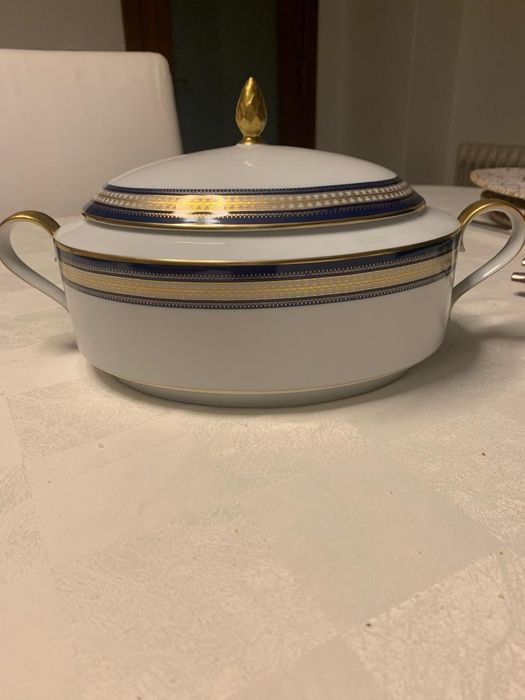 Terrina SPAL porcelana.