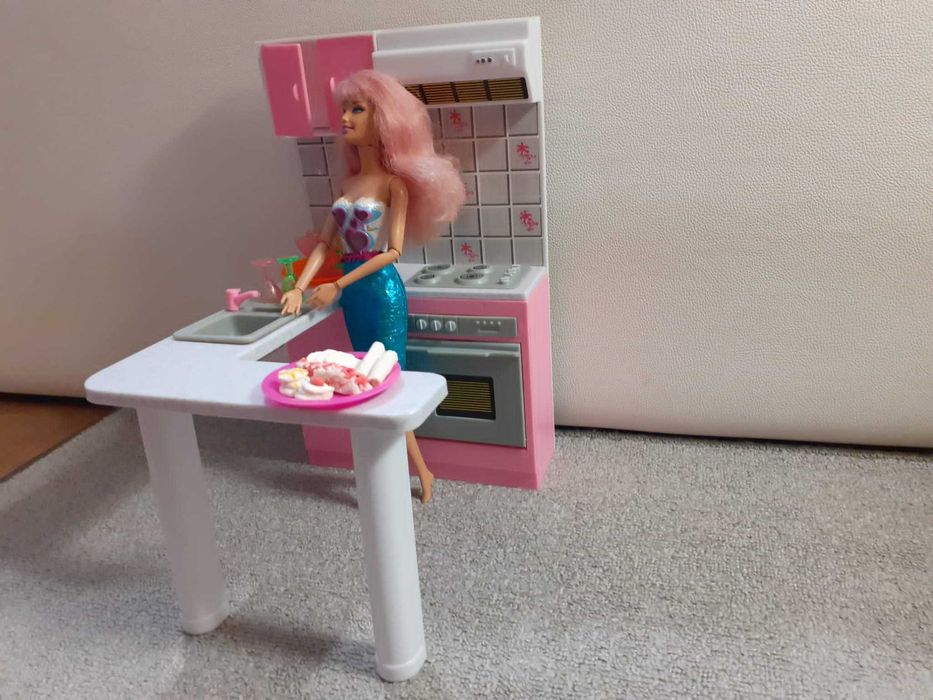 Barbie w kuchni zestaw