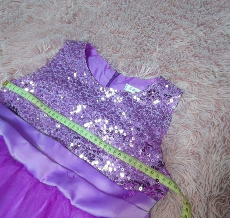 Святкові сукні фемелі лук для дівчаток 140р.;160р.