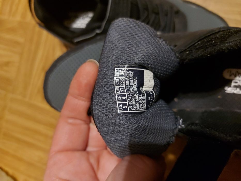 Кросівки скетчерс 37р. на хлопчика