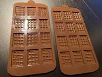 2 formas de silicone para chocolate em barra