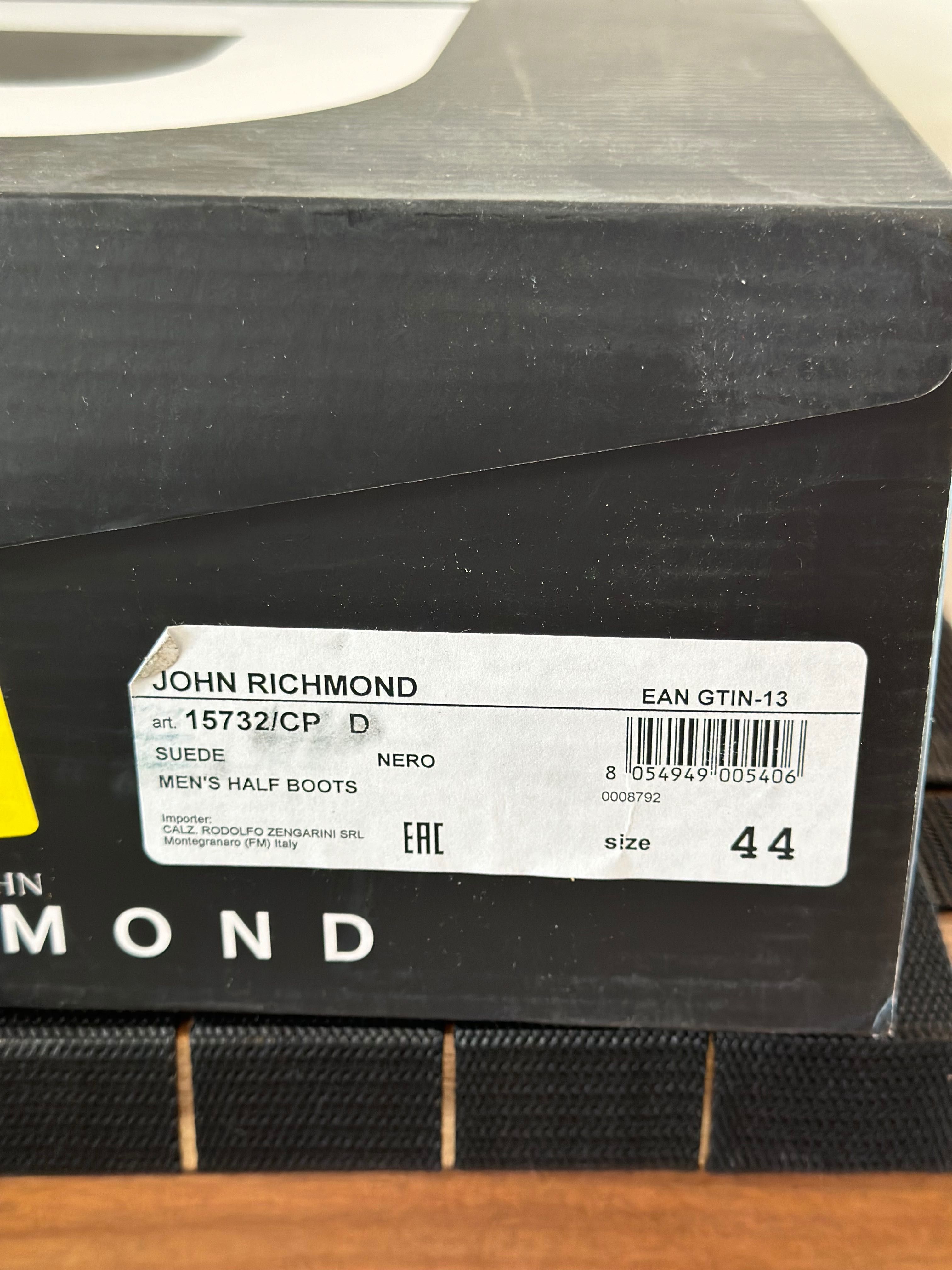 Buty “ John Richmond”