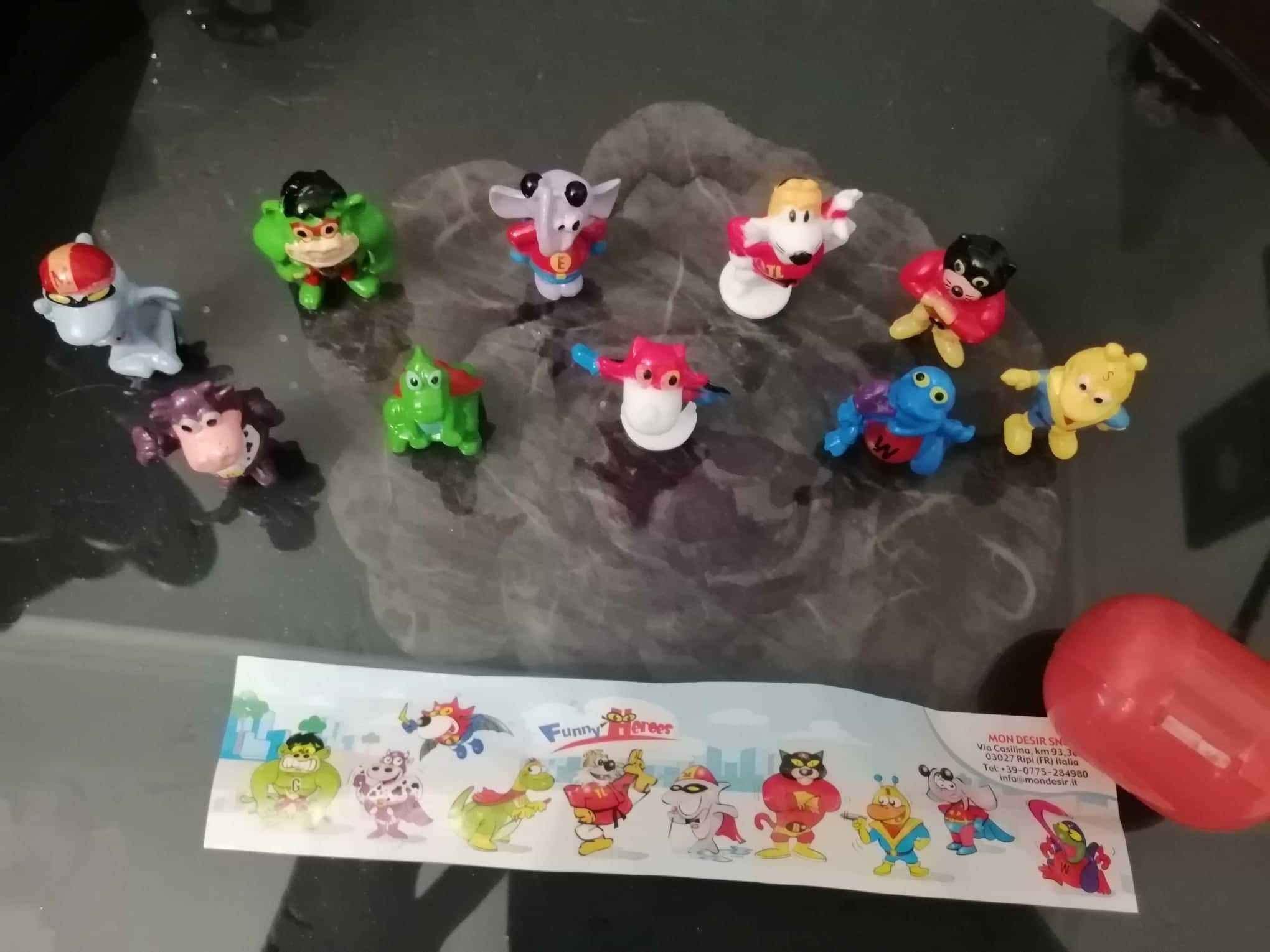 Coleção Funny Heroes Collection figuras em PVC - Novos