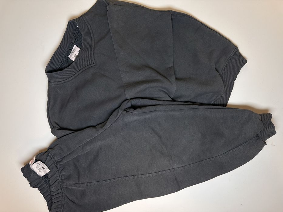 Костюм Zara 104 розміру