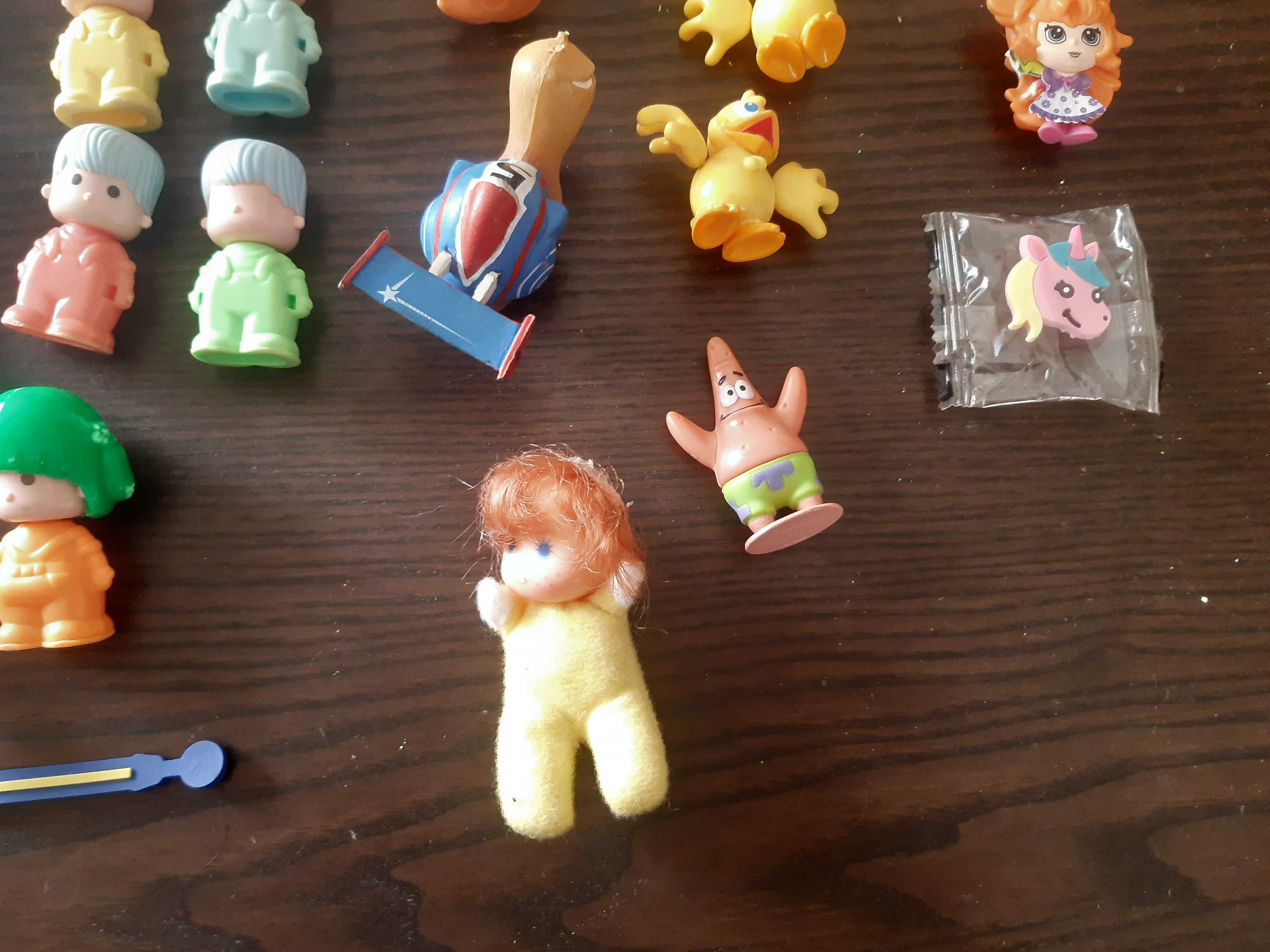 Conjunto de várias figuras-Patrulha pata, Piny pons, Mickey, Pateta