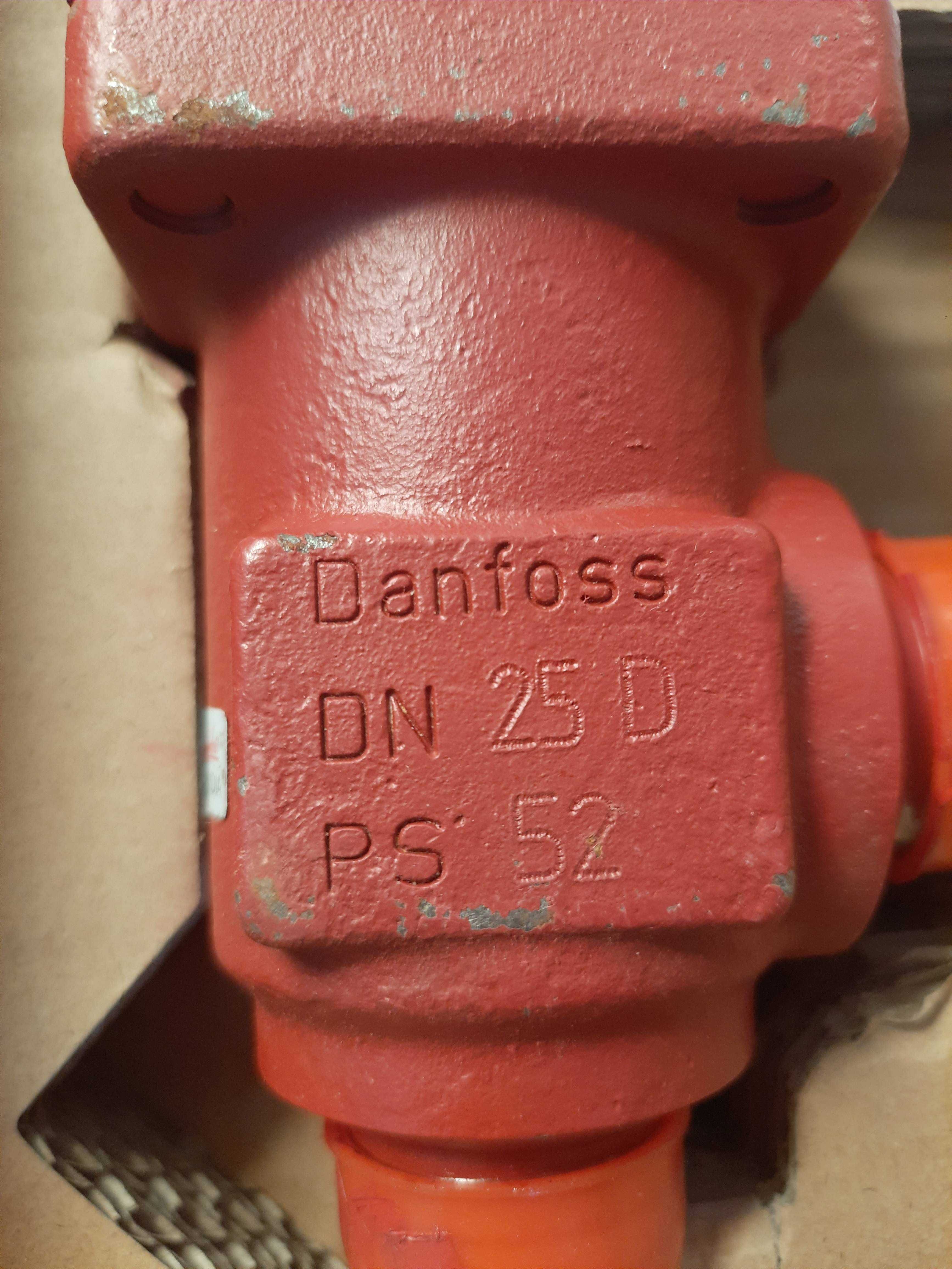 Zawór odcinający kątowy Danfoss SVA-S/L 15-200