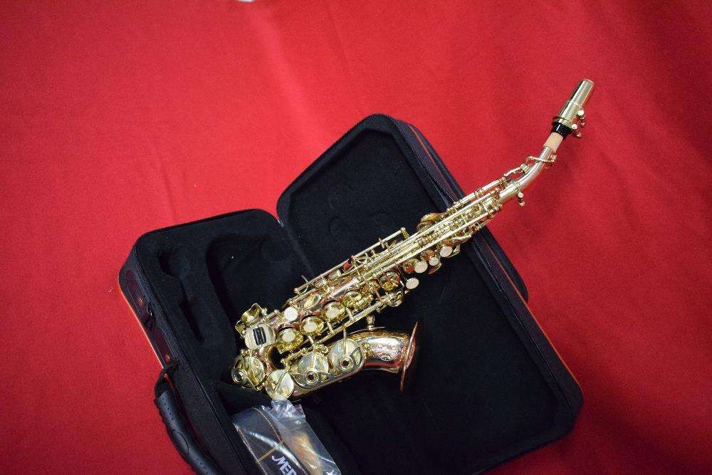 Saxophone Soprani curvado Marca ... Classic Jazzy