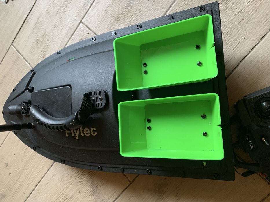 Кораблик для рибалки Flytec