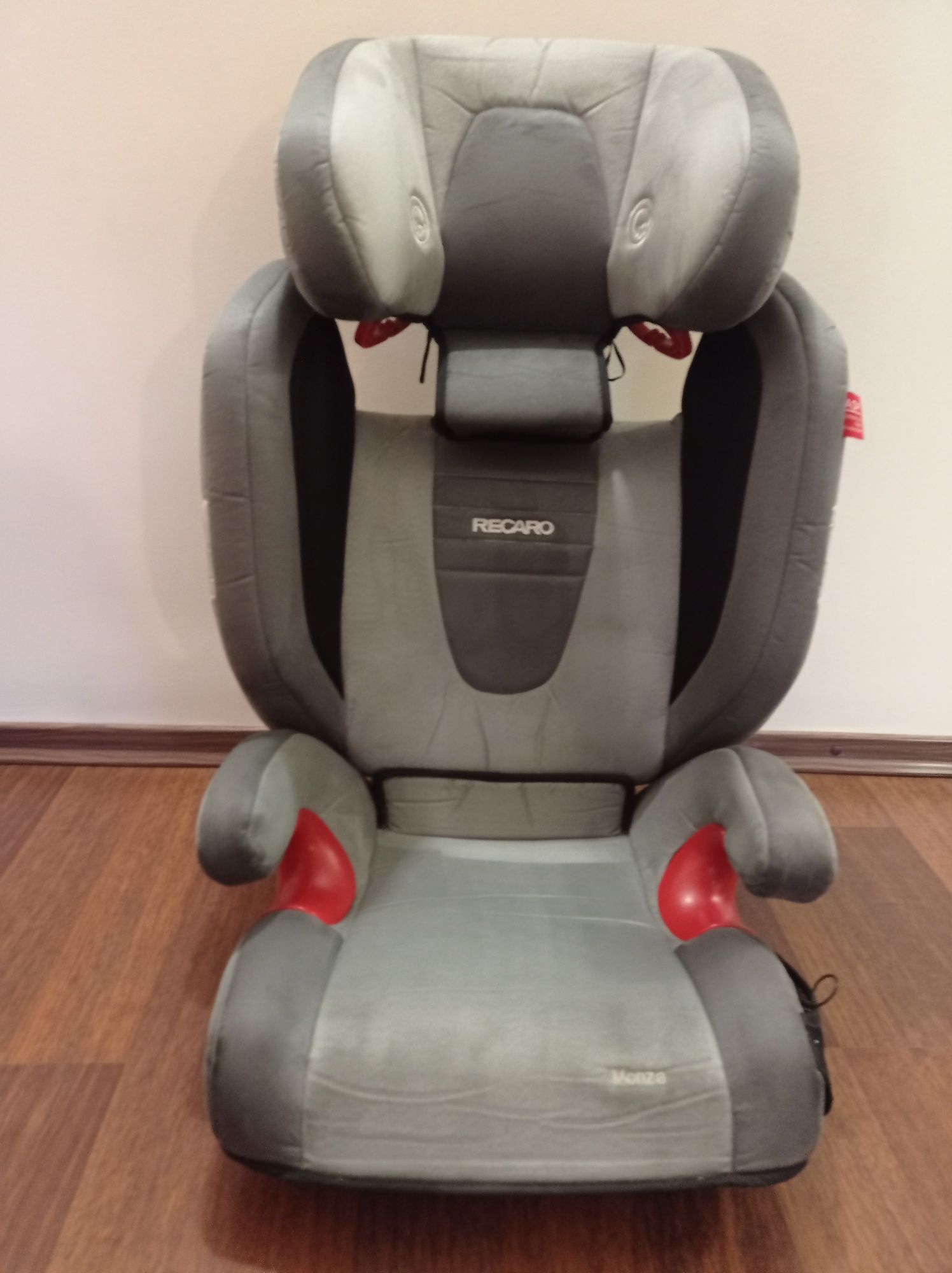 Автокресло Recaro Monza