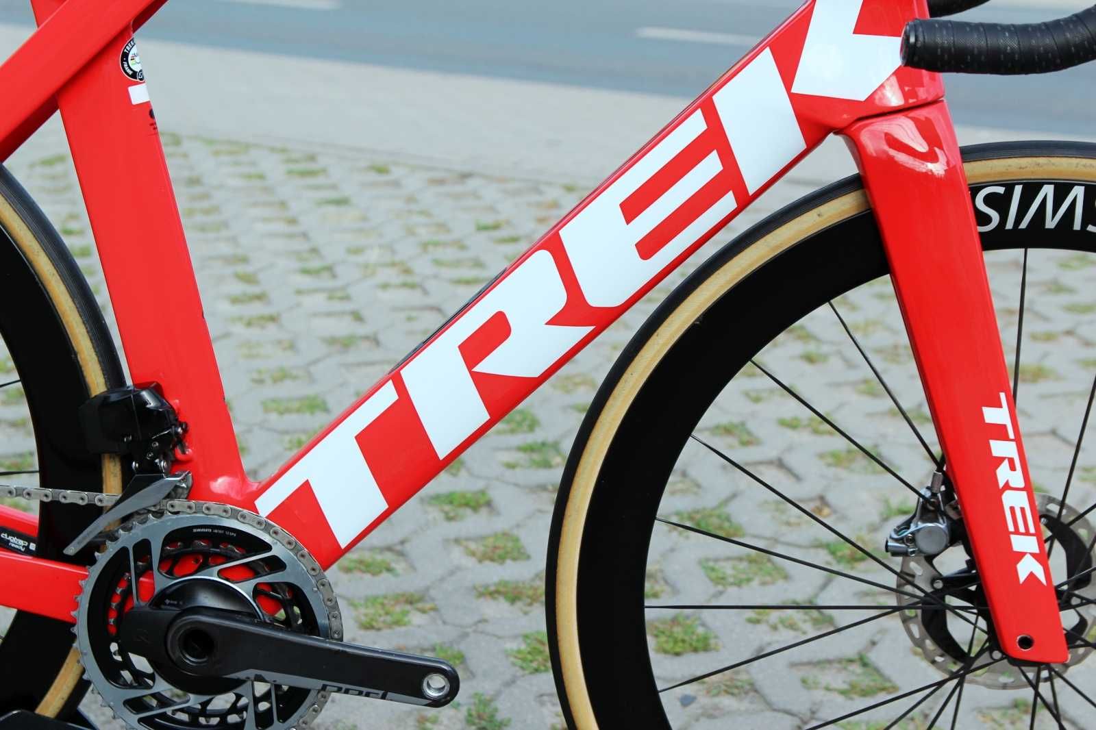 Rower szosowy TREK MADONE SLR Disc Sram RED AXS, DT SWISS ARC, roz. 56