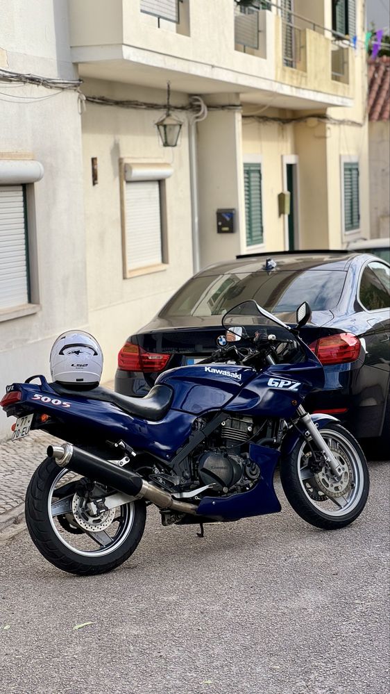 Vendo pois tem alguma coisa no motor no qual nao quero mexer com isso
