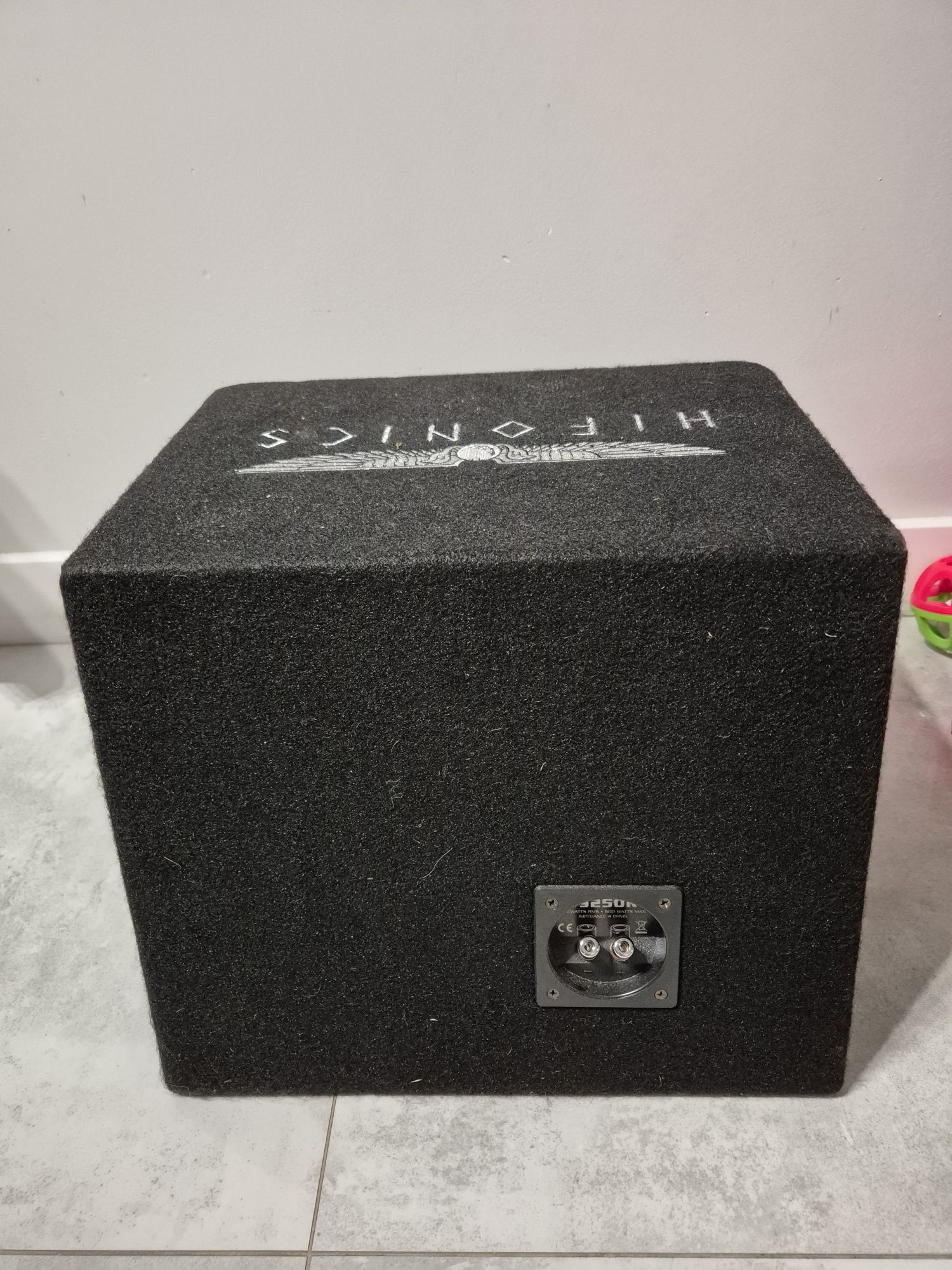 Tuba basowa subwoofer HiFonics TS250 R