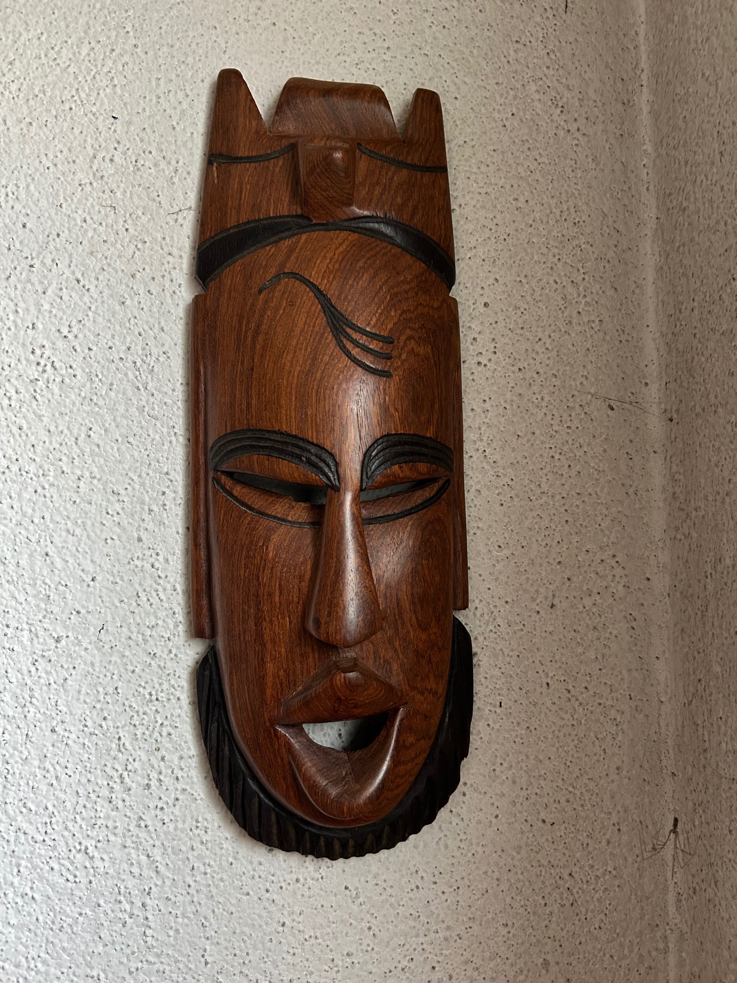 Excelente  escultura em madeira africana