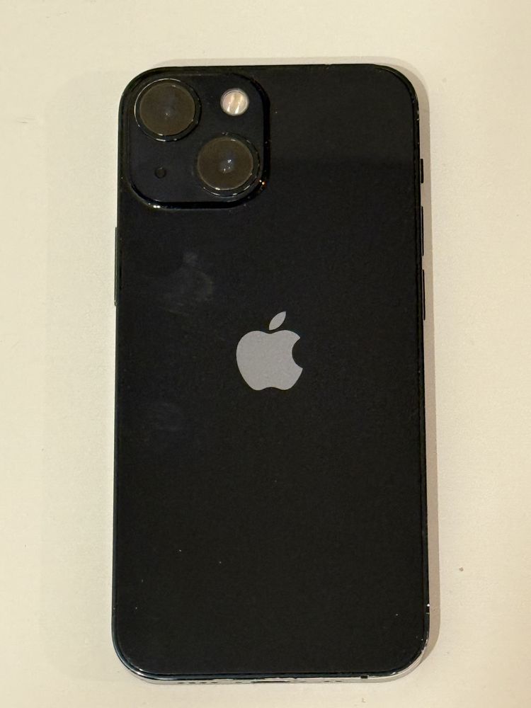 Iphone 13 mini w dobrym stanie