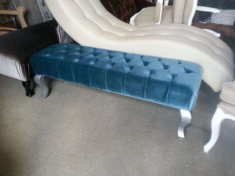 Banqueta capitonê pele, 120x45cm altura45cm