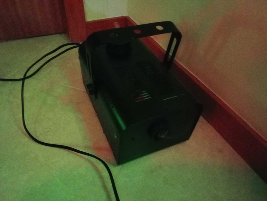 2 Sistemas Luz/Iluminação Eventos (Lâmpada e LED) + Máquina de Fumo