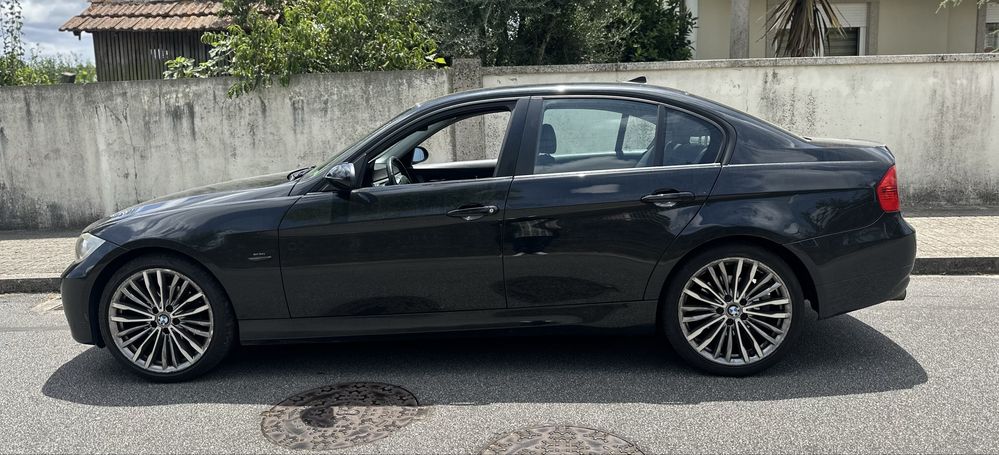 Bmw 318i 2.0 130 cv E90 Cx6 180,000 KM ( Versao Elegance jantes 19 )